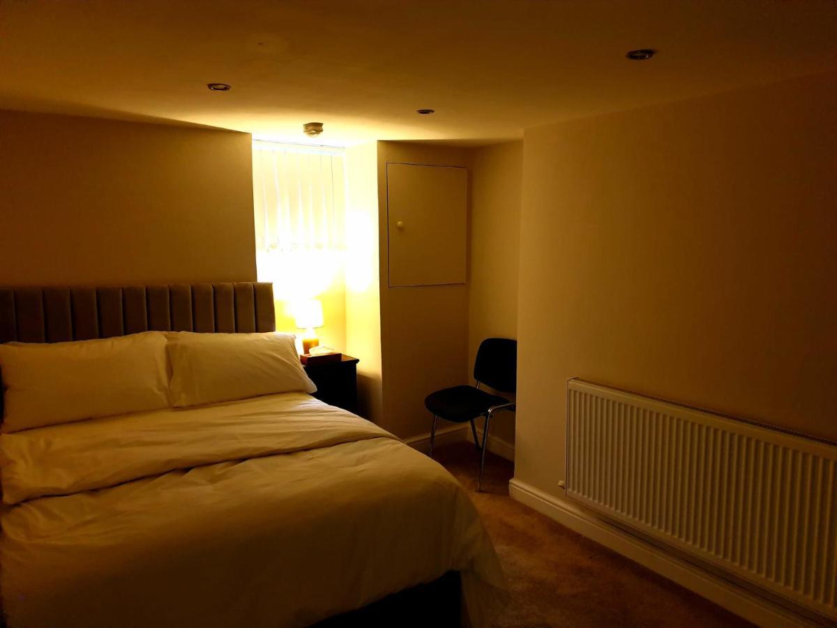 Elegant 2 Bed Apartment In Manchester Exterior foto